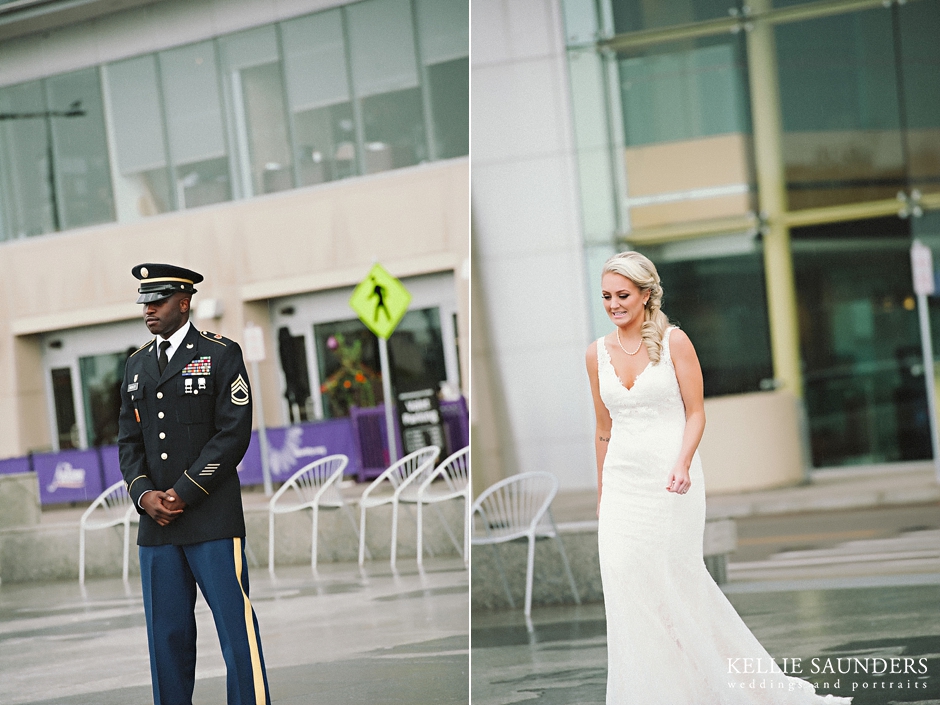 Detroit renaissance center wedding photos